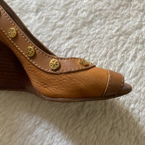 Tory Burch Royal Tan Leather Wedge Peep-Toe Sandals – Women’s 6.5 - Picture 13 of 16